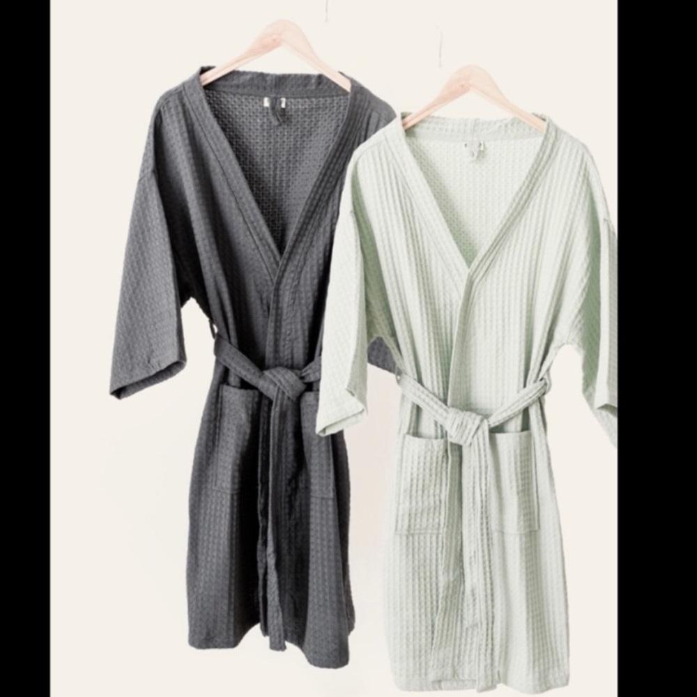 Brand New Bathen Waffle Robe - Mint